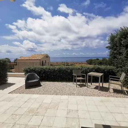 Casa Cuffa سان فيتو لو كابو