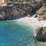 Casa Cuffa بيت للعطل *